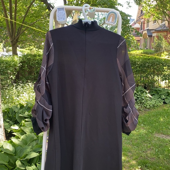 Mod Dress - Picture 5 of 6